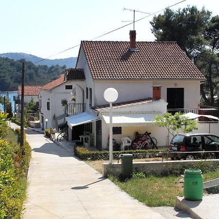 Apartments By The Sea Brgulje, Molat - 6241 Zewnętrze zdjęcie