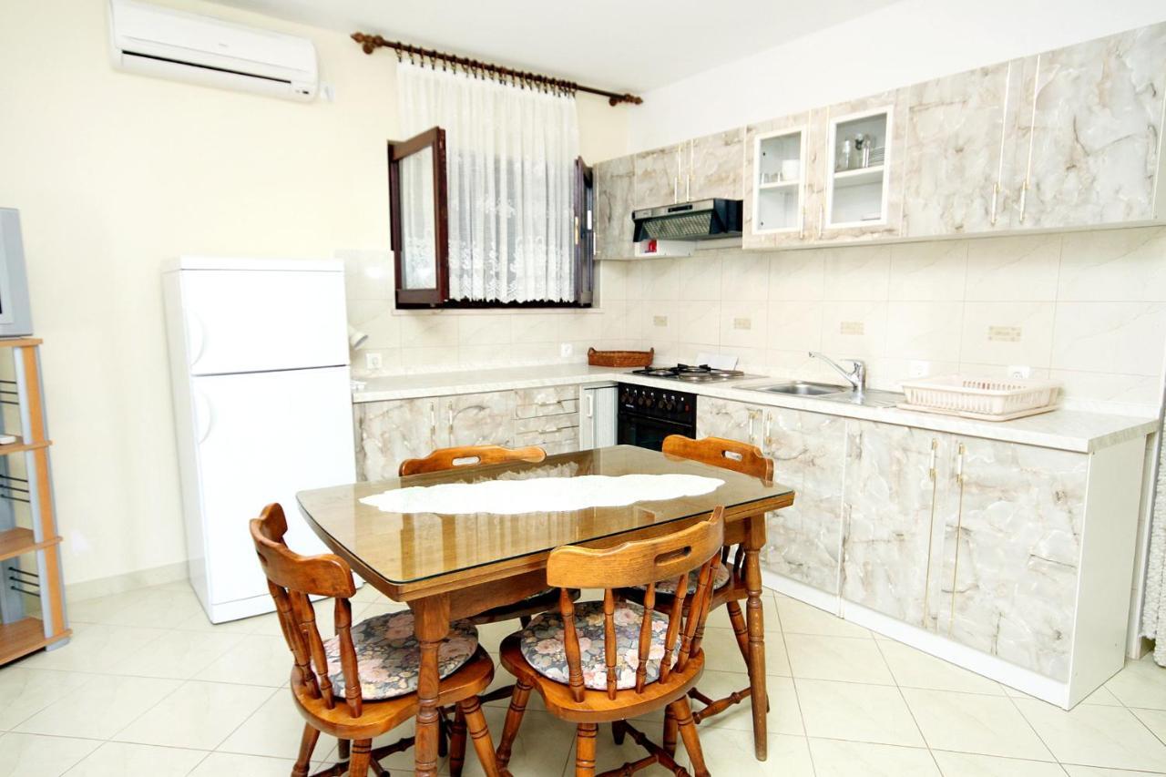 Apartments By The Sea Brgulje, Molat - 6241 Zewnętrze zdjęcie