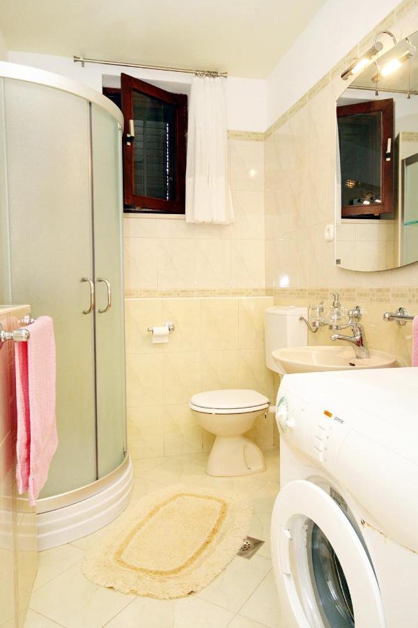 Apartments By The Sea Brgulje, Molat - 6241 Zewnętrze zdjęcie
